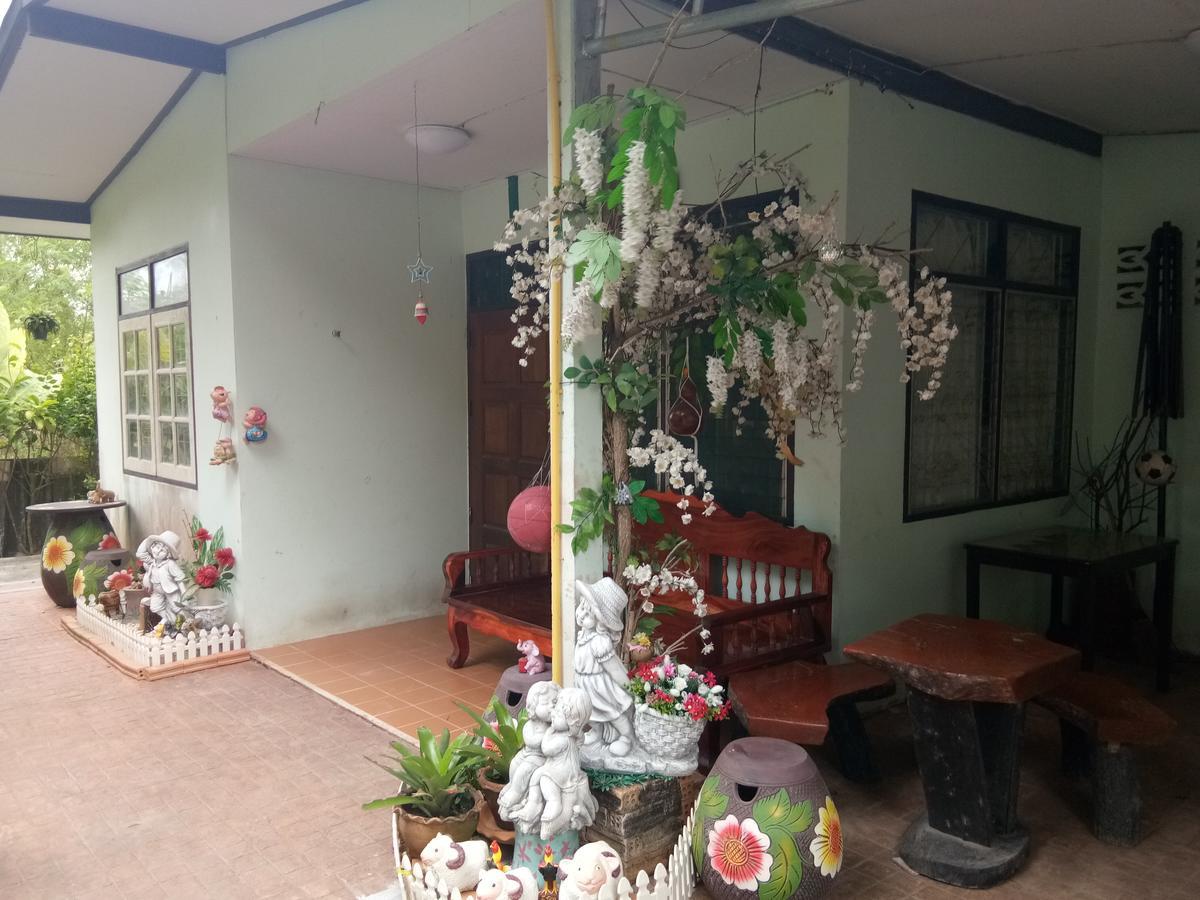 Garden Homestay Surat Thani Eksteriør bilde
